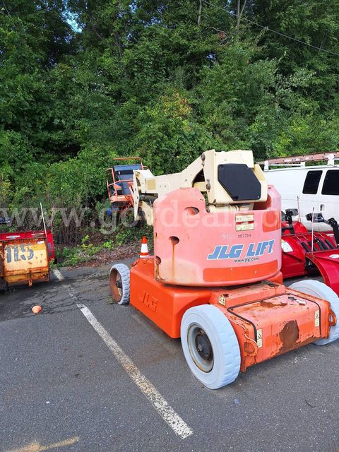 Battery Operated Lift