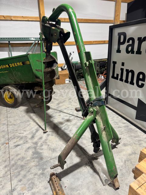John Deere Auger
