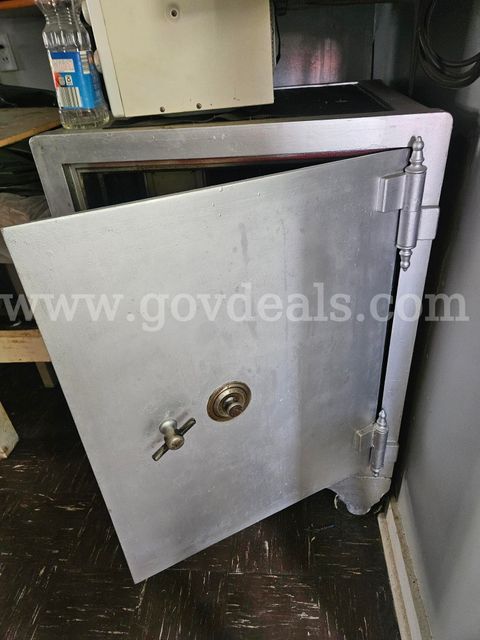 Old Safe