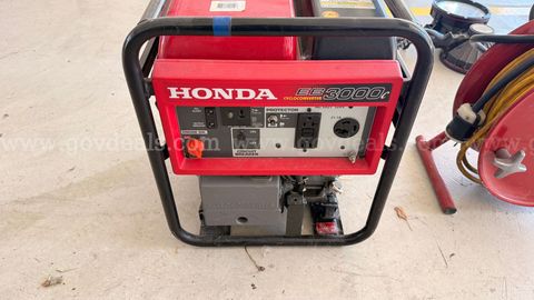 Honda 3000 Gas Powered Generator