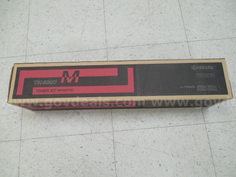 Kyocera magenta toner kit - TK-8307