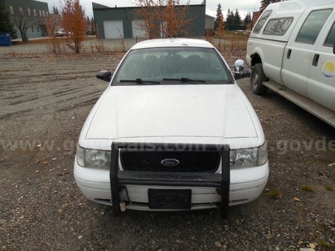 2004 Ford Crown Victoria - A