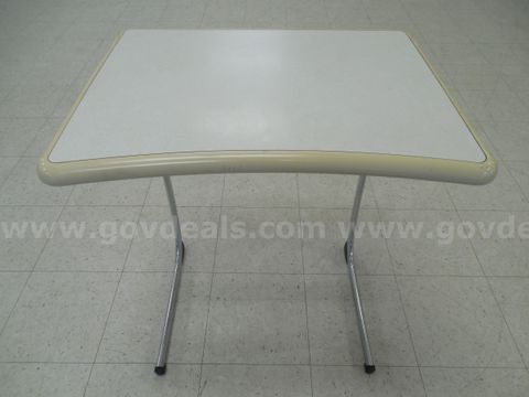 Hard plastic and metal student desk - C