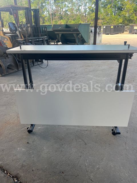 Mobile Computer Desk/Table