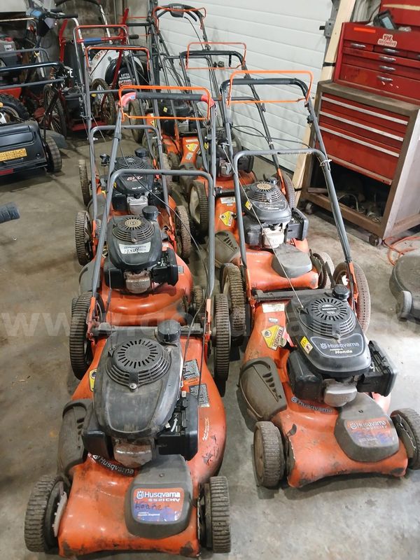 A Lot of (7) Husqvarna Push Lawnmowers