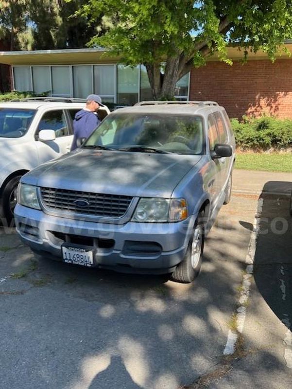 2002 Ford Explorer