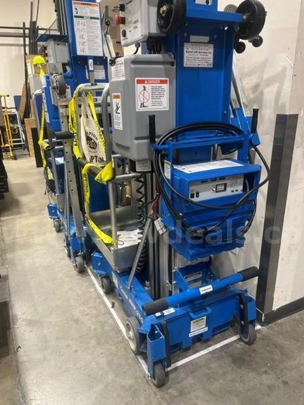 Genie AWP-25S DC Vertical Mast Lift