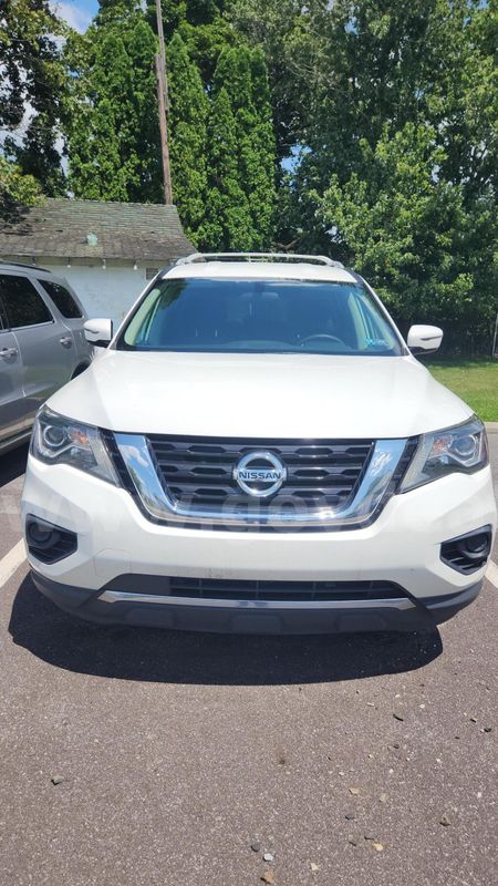 2017 Nissan Pathfinder