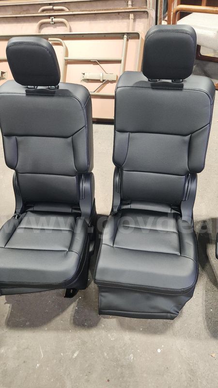 2025 Ford Explorer Rear Seats (2)