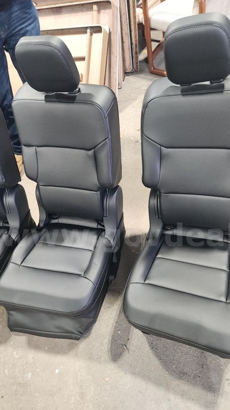 2025 Ford Explorer Rear Seats (2)