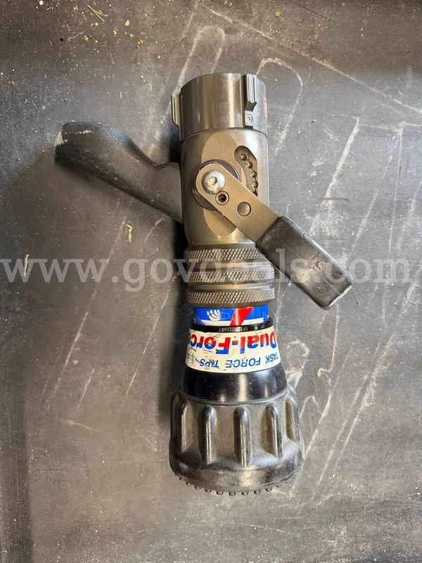 Task force tip combination nozzle