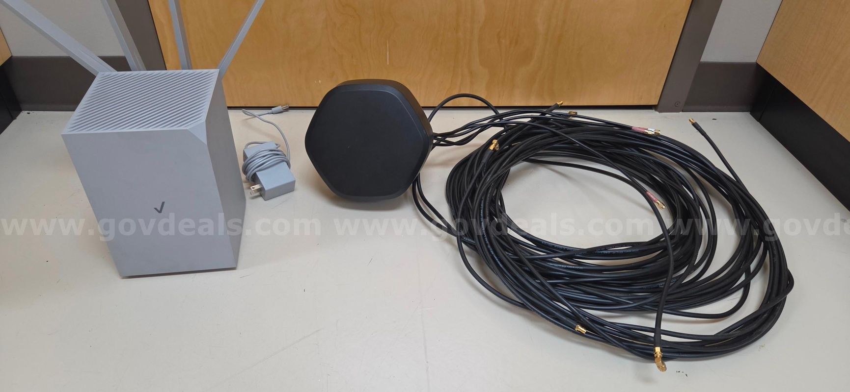 Verizon Internet Gateway w/External Antenna