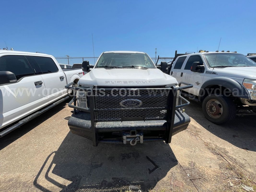 2017 Ford F-350 SD XL Crew Cab 4WD