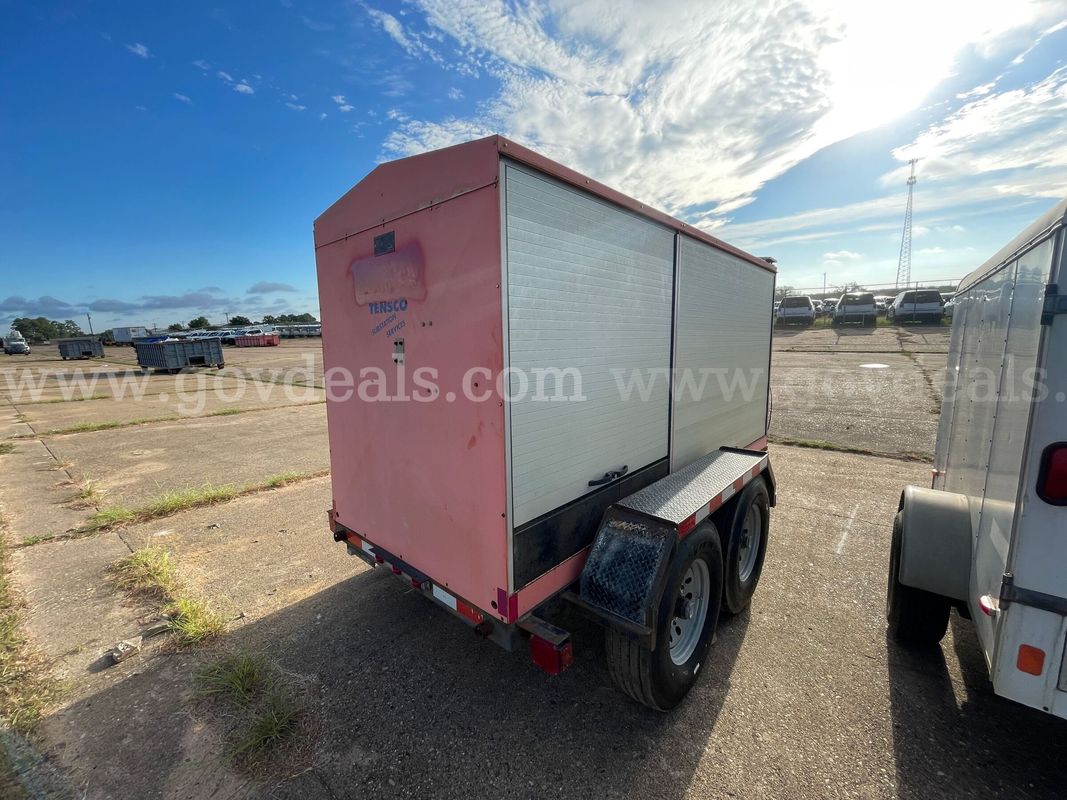 1994 Dilo enclosed Trailer