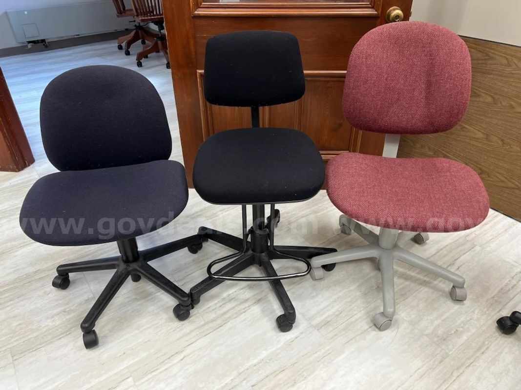 Lot of three office chairs