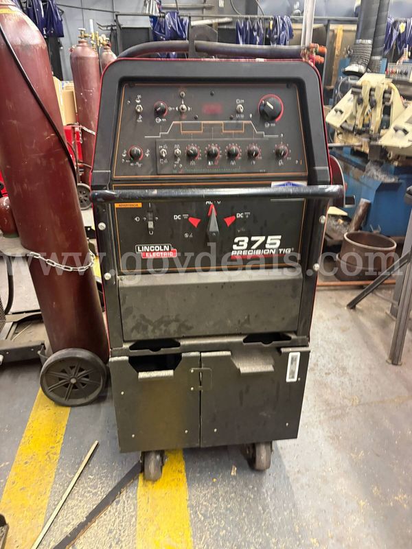 (1) Lincoln Electric Precision TIG 375 TIG Welder Ready-Pak