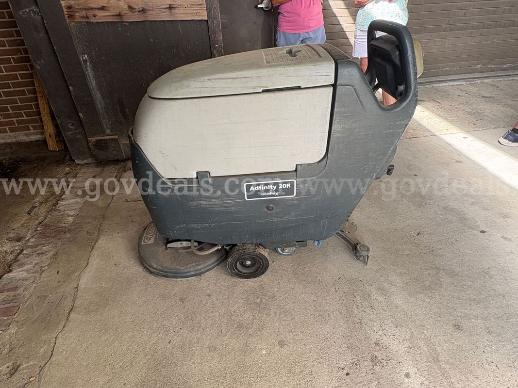 Advance Adfinity X20R Floor Scrubber Dryer