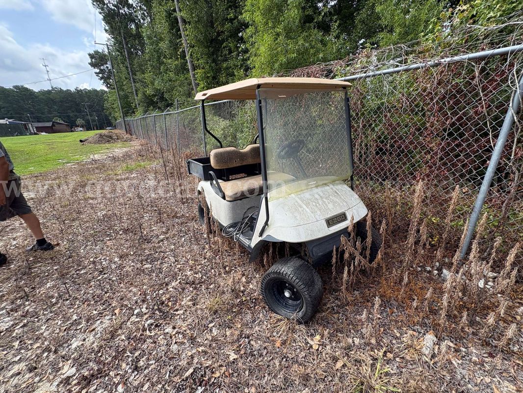 EZ-GO Golf Cart