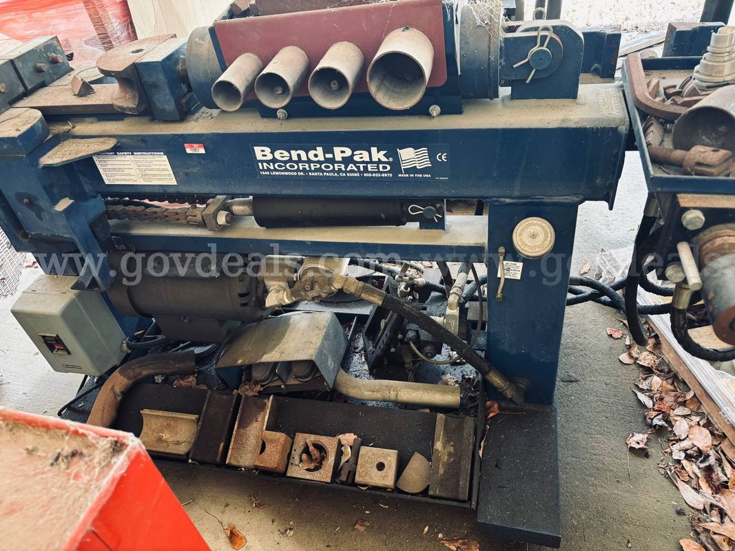 BendPak 1302BA-302 Digital-Automatic Bender