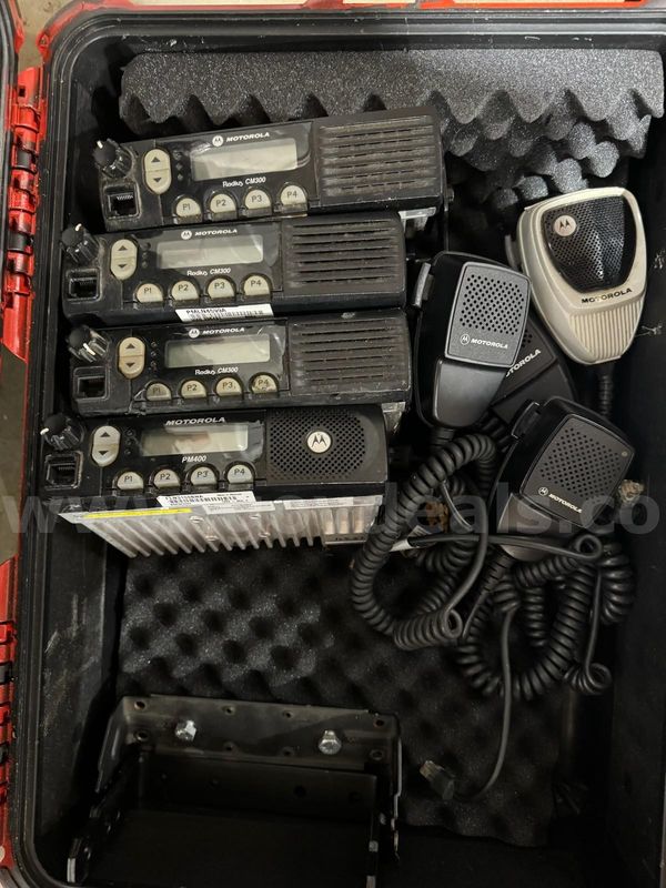 Miscellaneous VHF Radio Lot 1