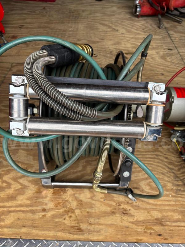2 Electric Hose reels HURST 5000 psi