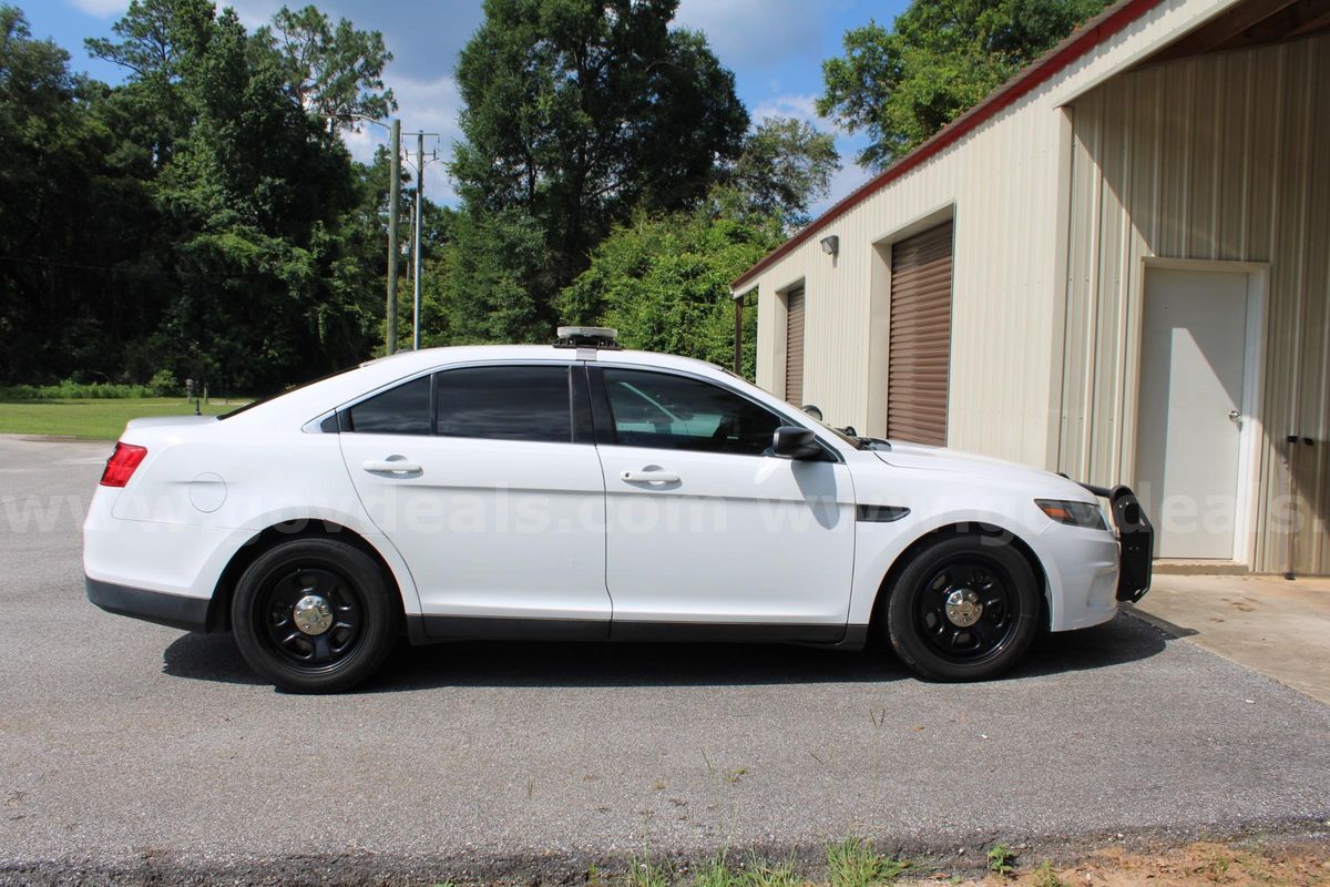 2015 Ford Taurus