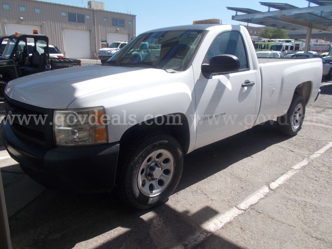 2007 Chevrolet Silverado 1500 Work Truck 2WD