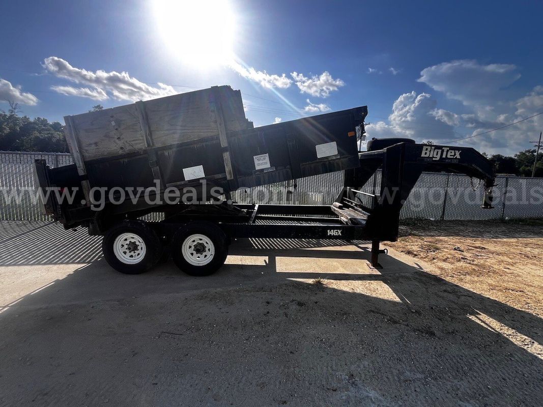 Heavy-Duty Gooseneck Dump Trailer