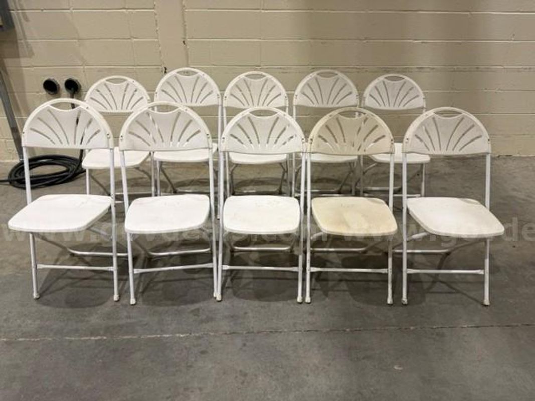 Fan Back Folding Chairs (Set of 30, Lot 6 of 10)