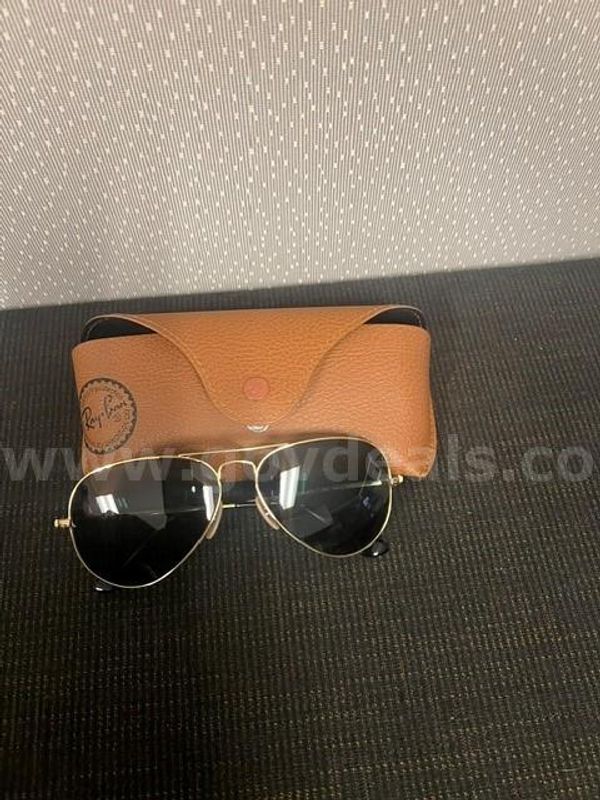 Aviator Style Sunglasses