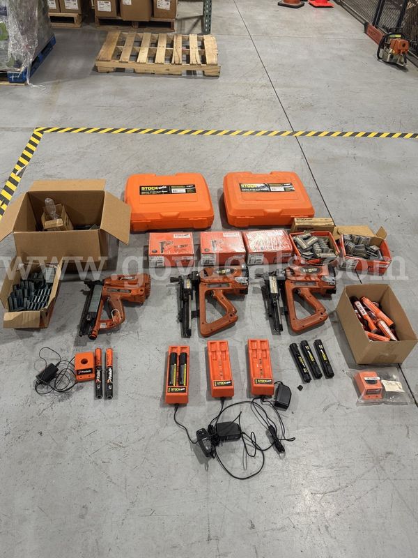 Cordless gas powered stapler