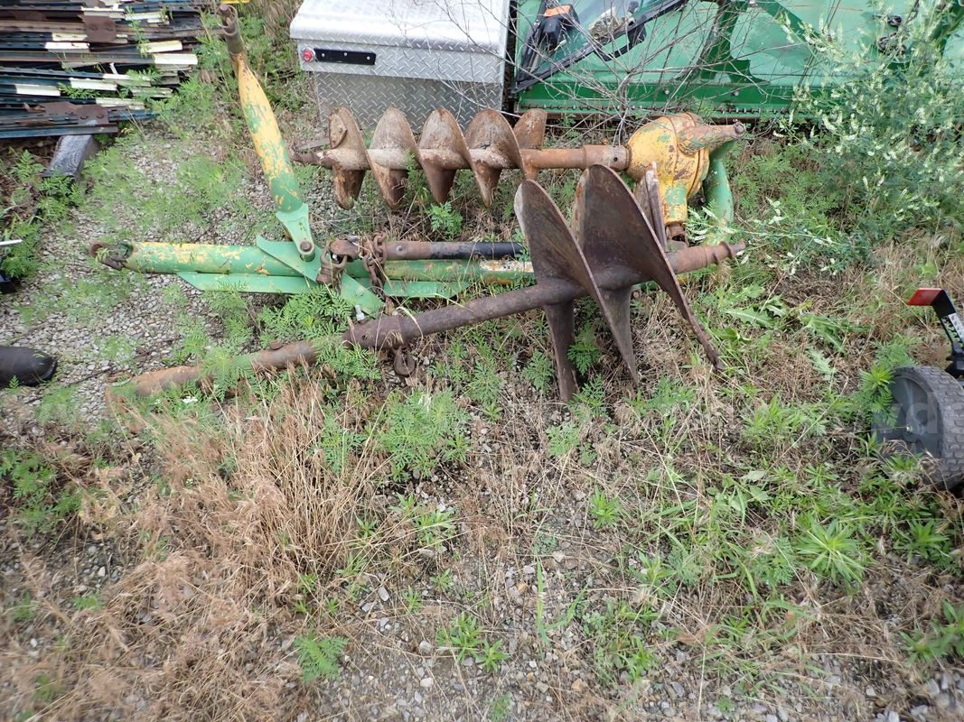 post hole digger