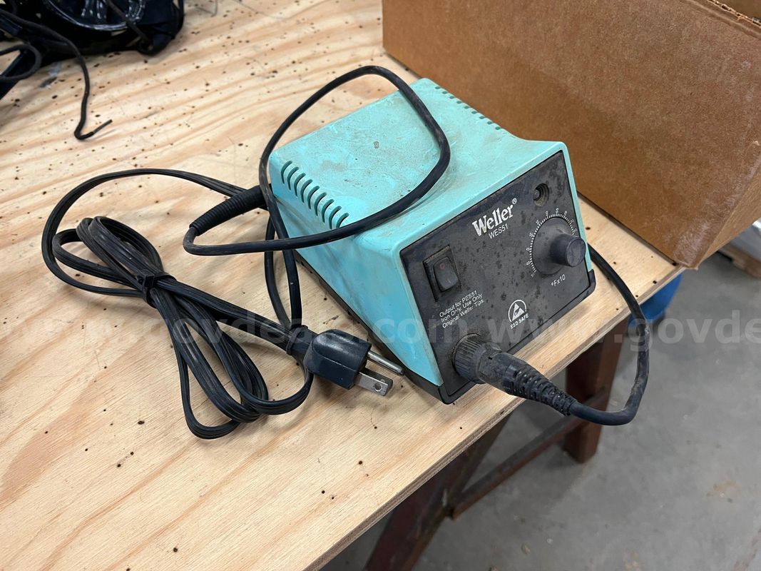 Weller WES51 Analog Soldering Station