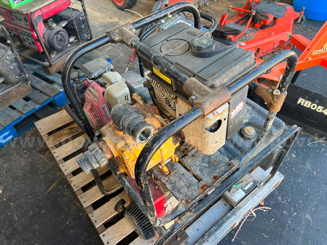 Teel self-priming centrifugal pump