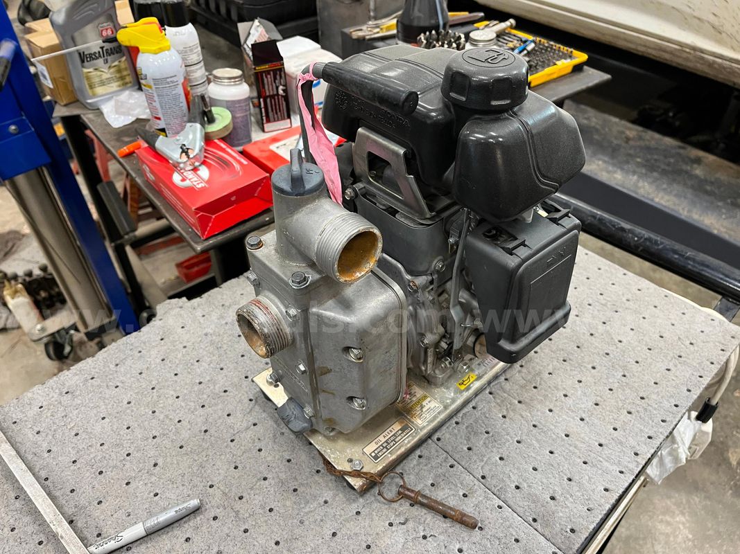 Water pump with honda engine