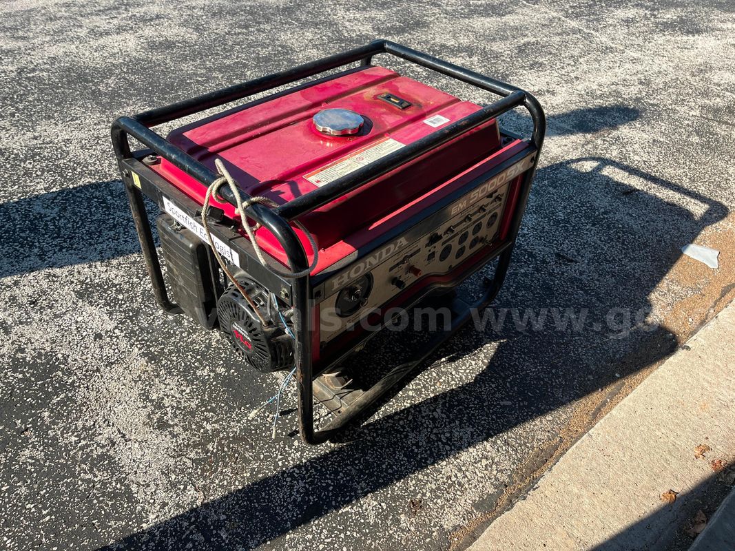 Honda EM5000SX Portable Generator