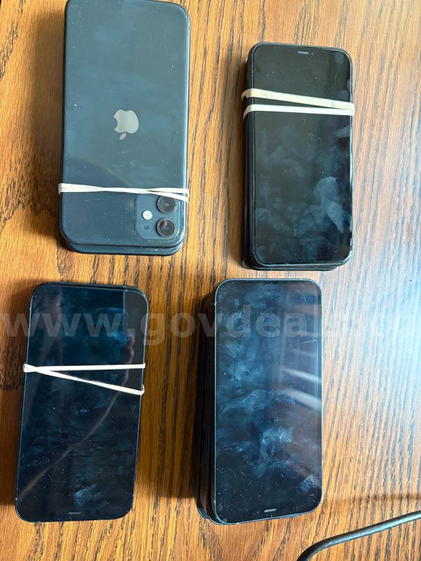 13 US Cellular/T-Mobile I Phones