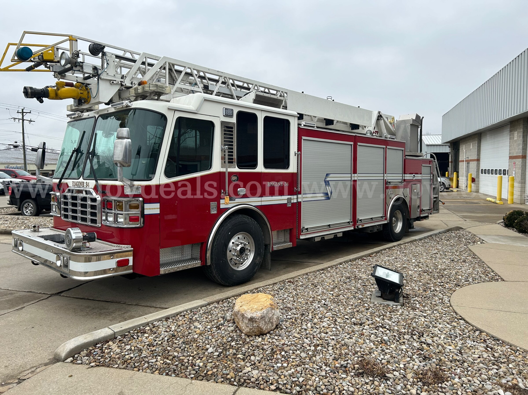 2010 77 Ferrara Inferno Aerial Ladder Truck Engine 102