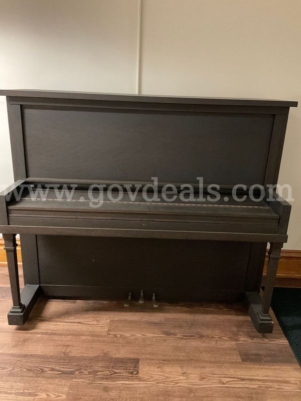 Antique Piano