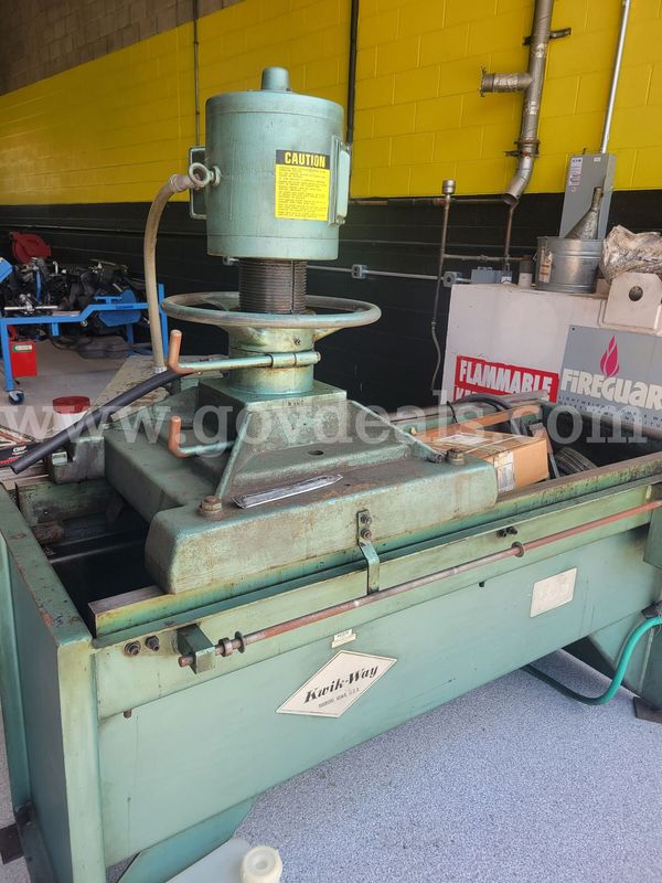 One lot surfacing head mill, piston knurler, rod cap machine & connecting rod sizer.