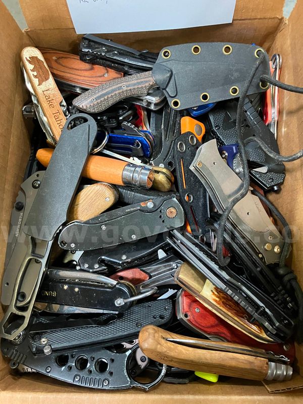 Box of Folding Knives