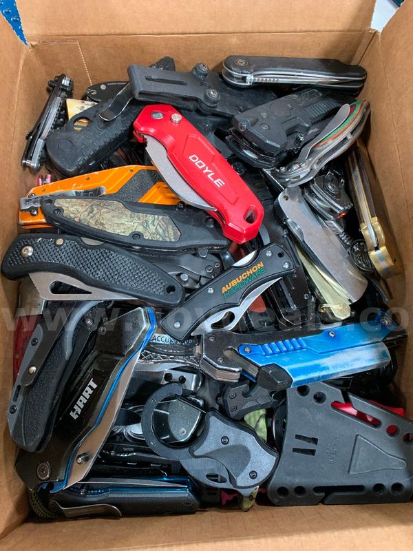 Box of Folding Knives