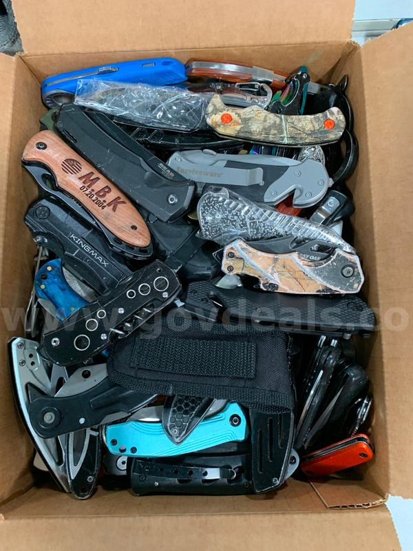 Box of Folding Knives