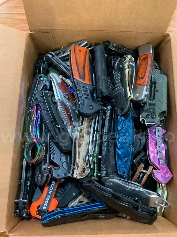 Box of Folding Knives