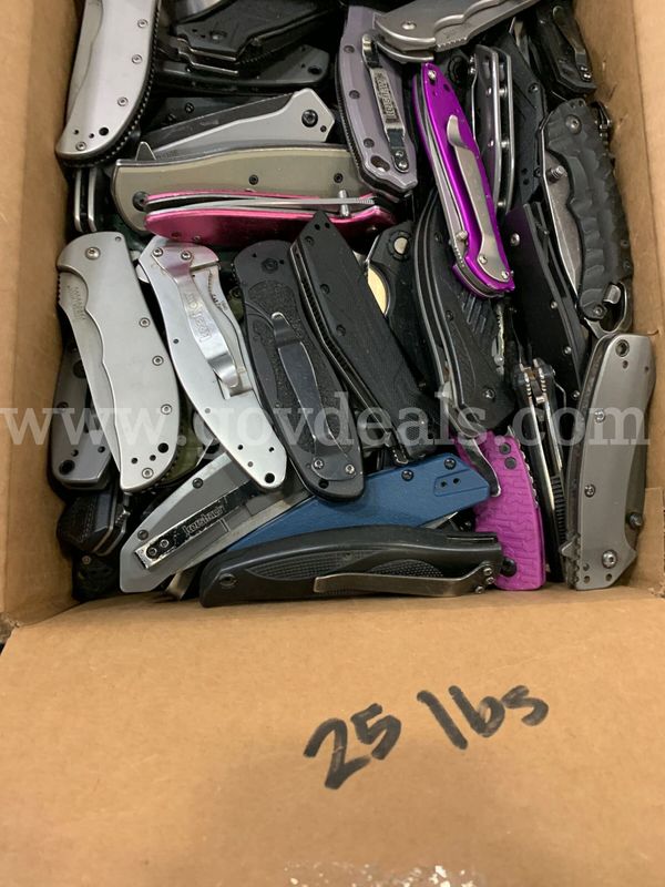 Box of Folding Knives