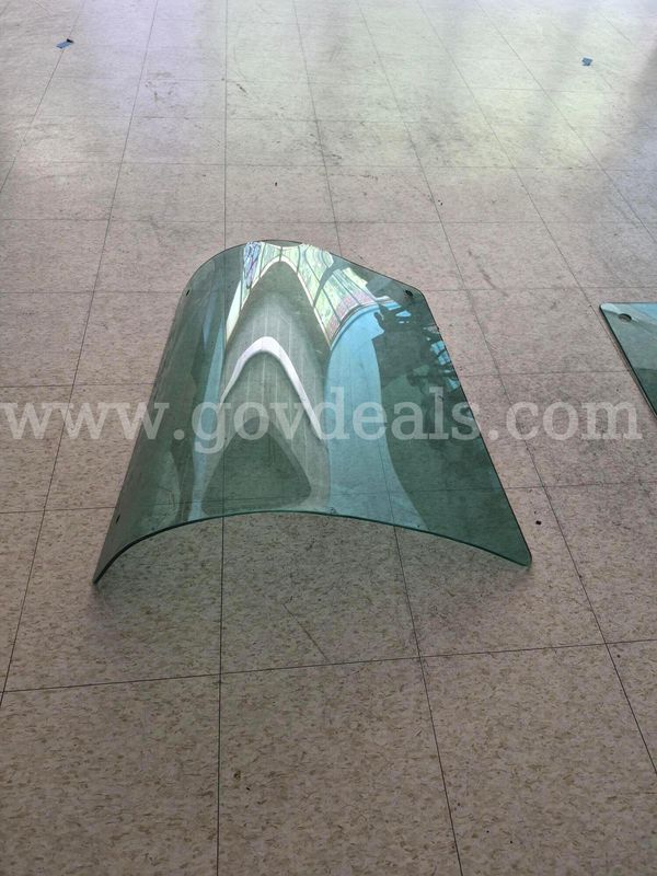 JOHN DEERE REAR CAB GLASS