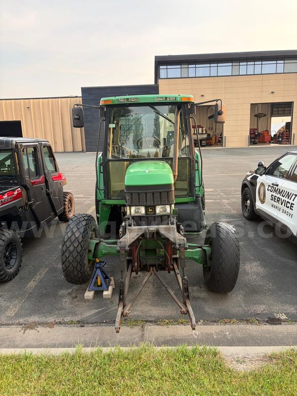 2000 John Deere 6410