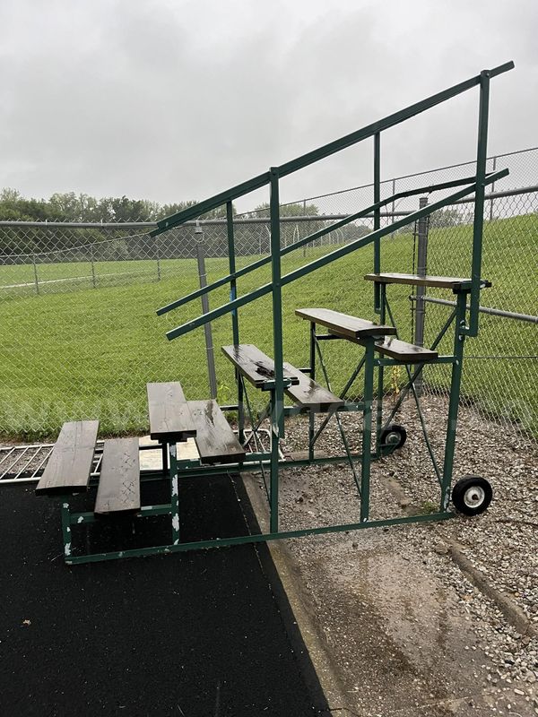Timer and Judges Stand