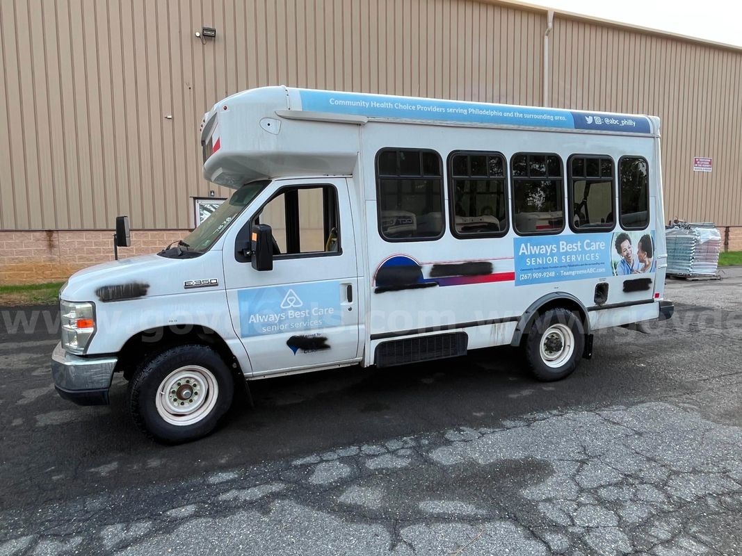 2016 E350 12 PASSENGER MINI-BUS