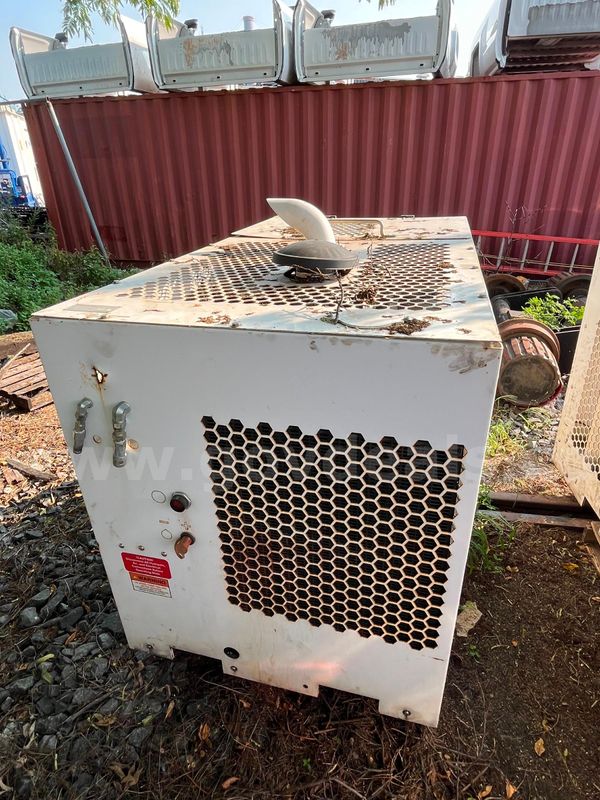 2ea HIPPO Multi power units. Model CPS185